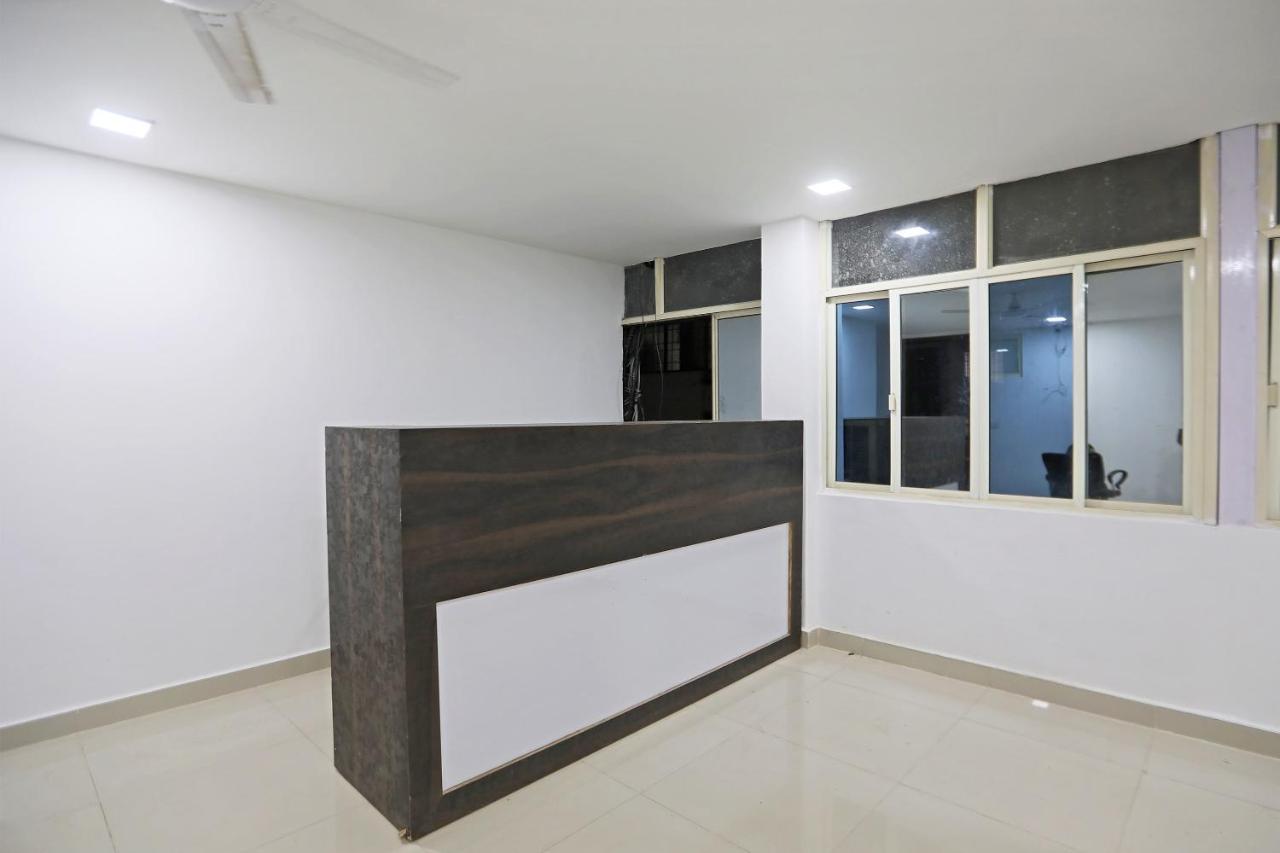 Townhouse South Lawn 3*
